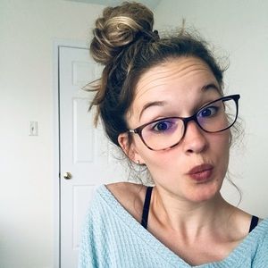 Meet your Posher, Alexandria